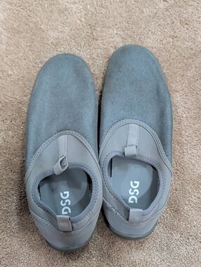 DSG Water Shoes Men's Size 9